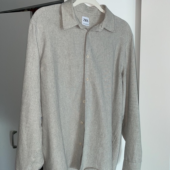 Zara men’s button down - Picture 3 of 3